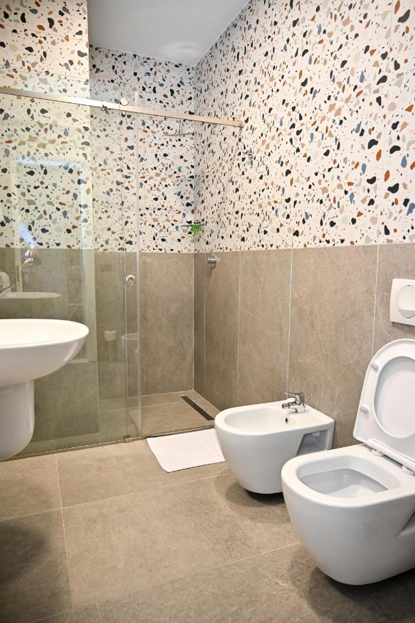 Hotel Vino Durres Ngoại thất bức ảnh